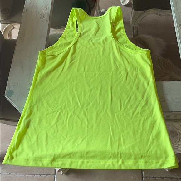 Nike Dri-Fit Tank Top (Size Medium) - Picture 2 of 3